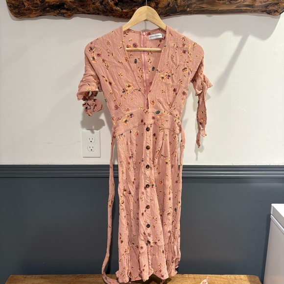 Faithfull the Brand Blush Floral Dress - Picture 6 of 16